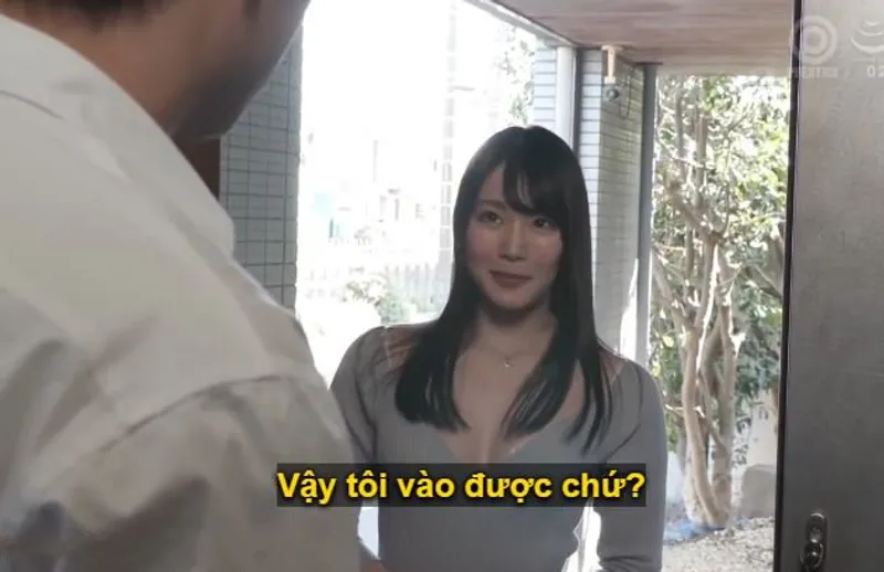 Anh chàng giàu có mới dọn về bị cô em gái hàng xóm xinh đẹp, đã có chồng, dụ dỗ quan hệ.